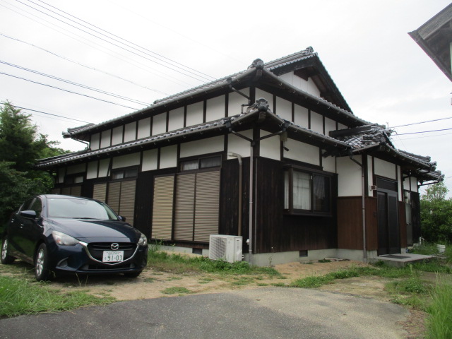 嘉川字沖田東貸家（５DK：122.21㎡）