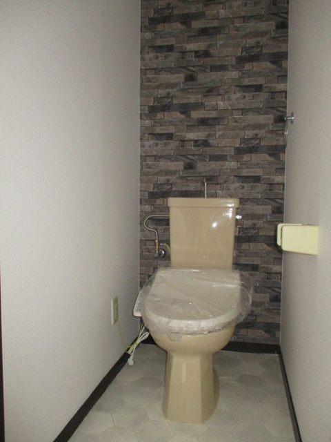 ロイヤルマンション第２小郡507号（4ＤＫ）