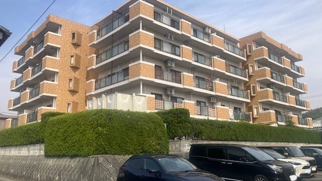 ロイヤルマンション第2小郡507号(4DK:駐車場1台無料付き) ロイヤルマンション第2小郡507号(4DK:駐車場1台無料付き)